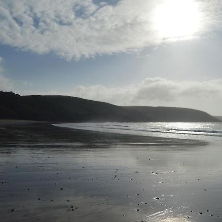 فيلا Galwad Y Mor A Coastal Escape In Pembrokeshire'S National Parks Lamphey المظهر الخارجي الصورة